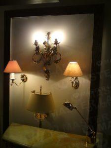 brass wall lamp